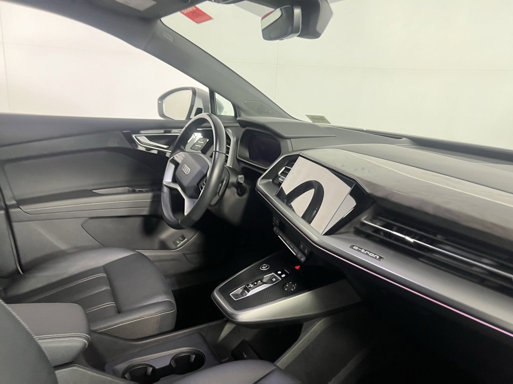 Used 2023 Audi Q4 e-tron Prestige w/ 20" Wheel Package image 34