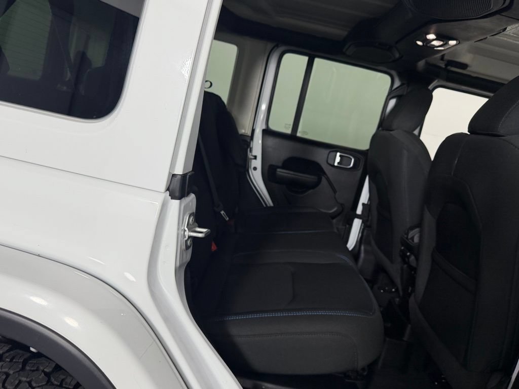 Used 2023 Jeep Wrangler Unlimited Rubicon 4xe AWD/4WD image 30