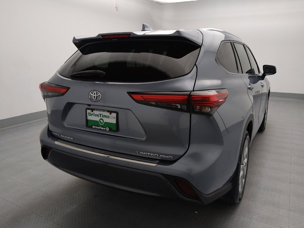 Used 2020 Toyota Highlander Limited image 7