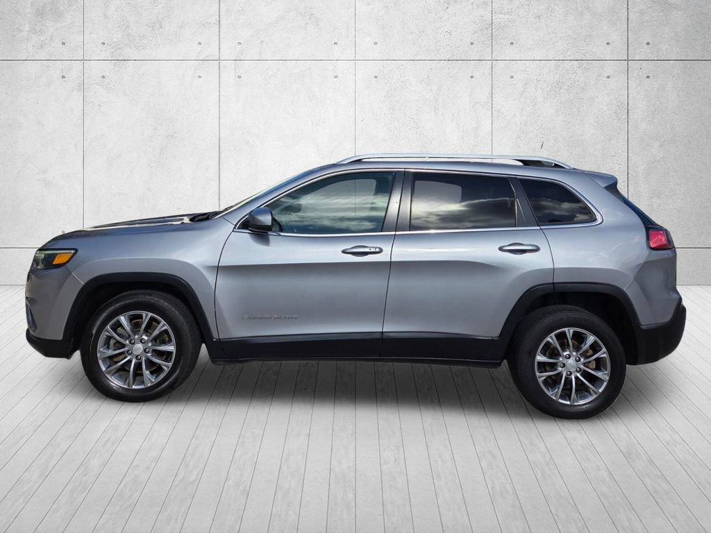 Used 2021 Jeep Cherokee Latitude Plus FWD image 2