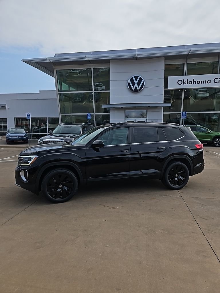 New 2026 Volkswagen Atlas SE image 8
