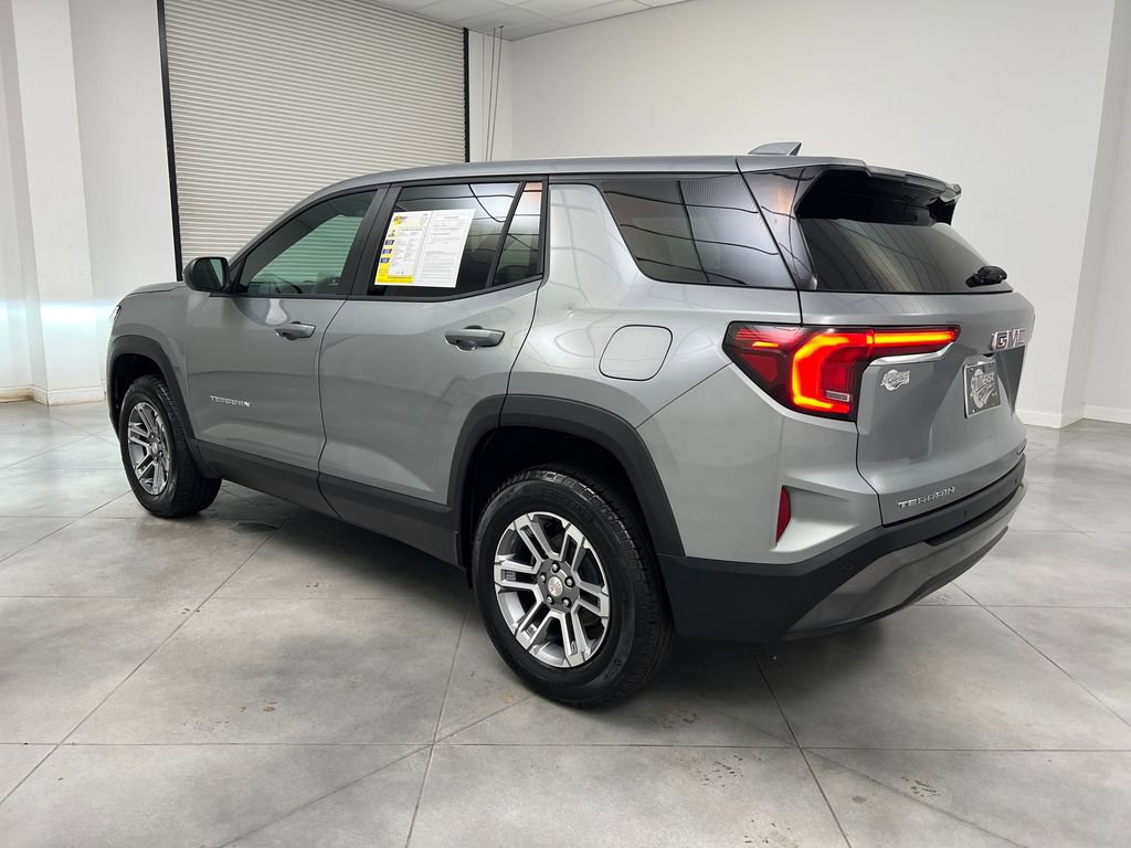 Used 2026 GMC Terrain Elevation FWD image 5