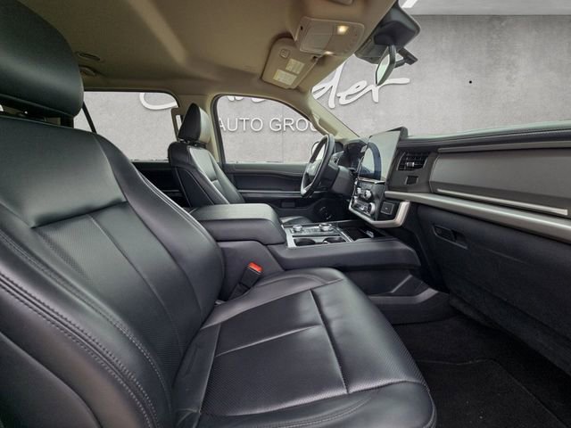 Used 2024 Ford Expedition Max XLT AWD/4WD image 24