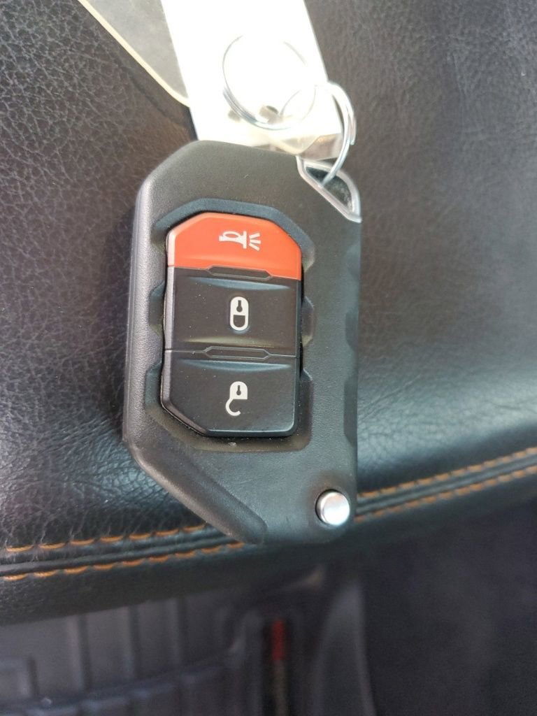 Used 2021 Jeep Gladiator Mojave image 30