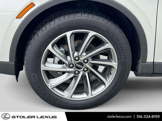 Used 2024 Lincoln Corsair AWD w/ Equipment Group 101A image 9