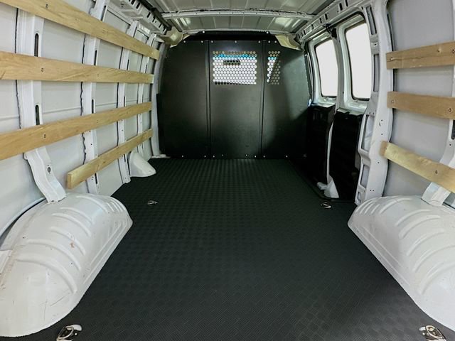Used 2024 GMC Savana 2500 w/ Driver Convenience Package image 20