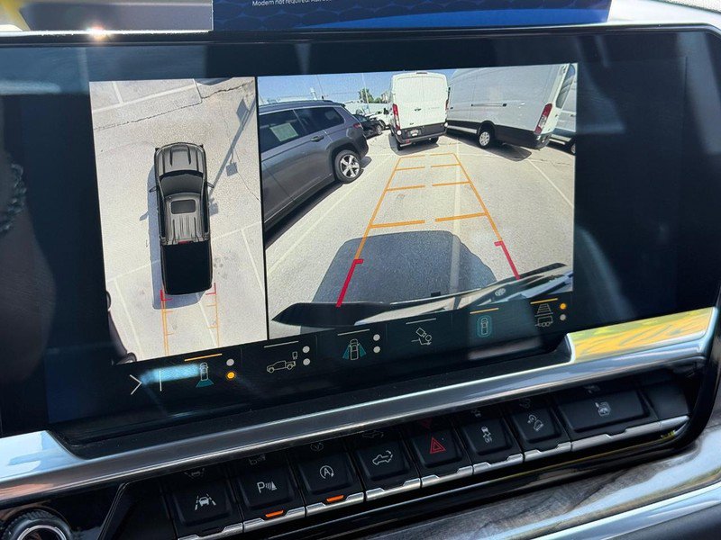 Used 2022 Chevrolet Silverado 1500 LTZ w/ Z71 Off-Road Package image 18