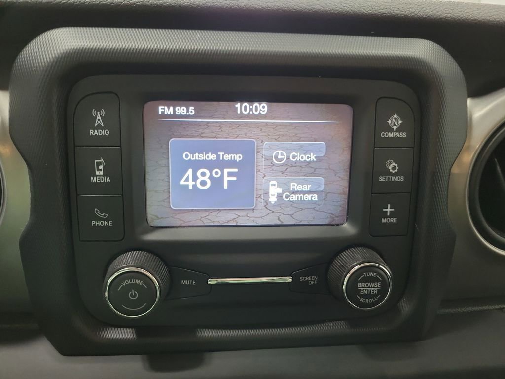 Used 2019 Jeep Wrangler Sport image 13