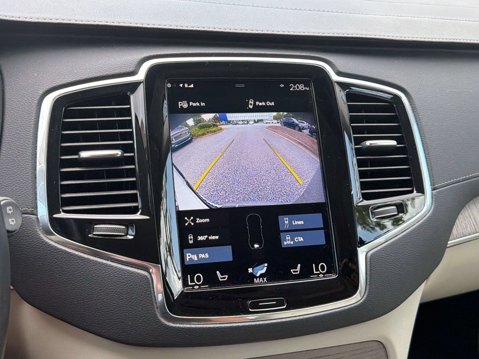 Certified 2022 Volvo XC90 T6 Inscription w/ Lounge Package AWD/4WD image 19