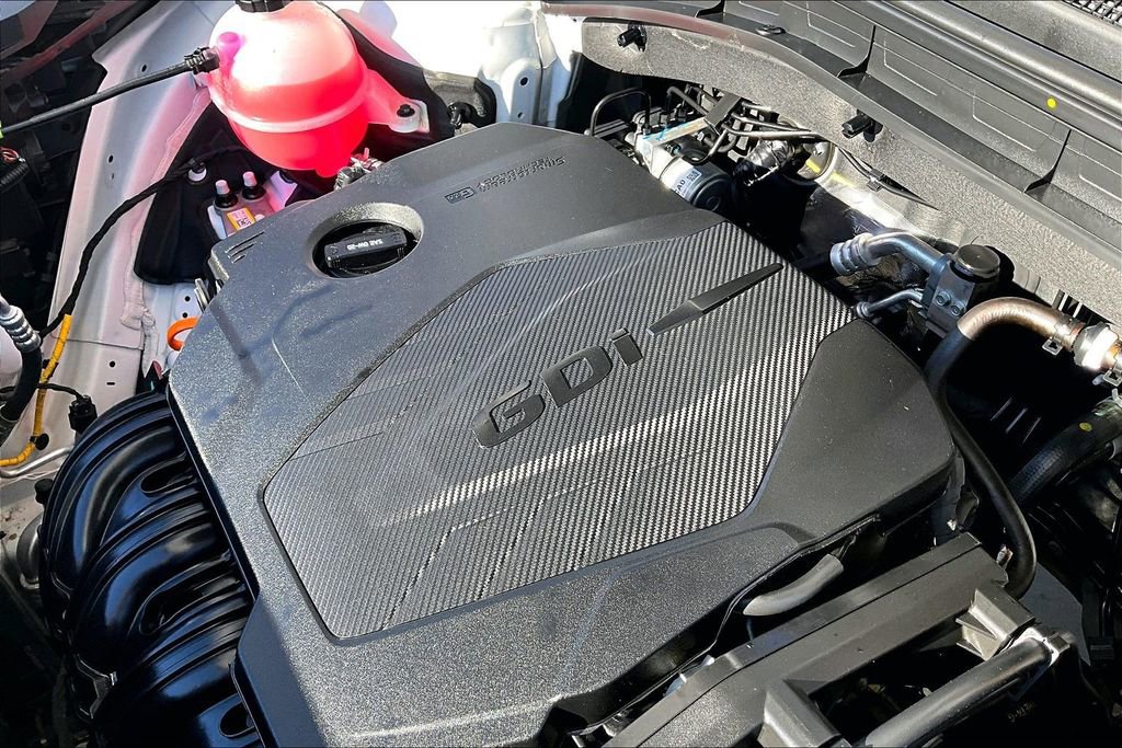 Used 2025 Kia Sorento LX image 41