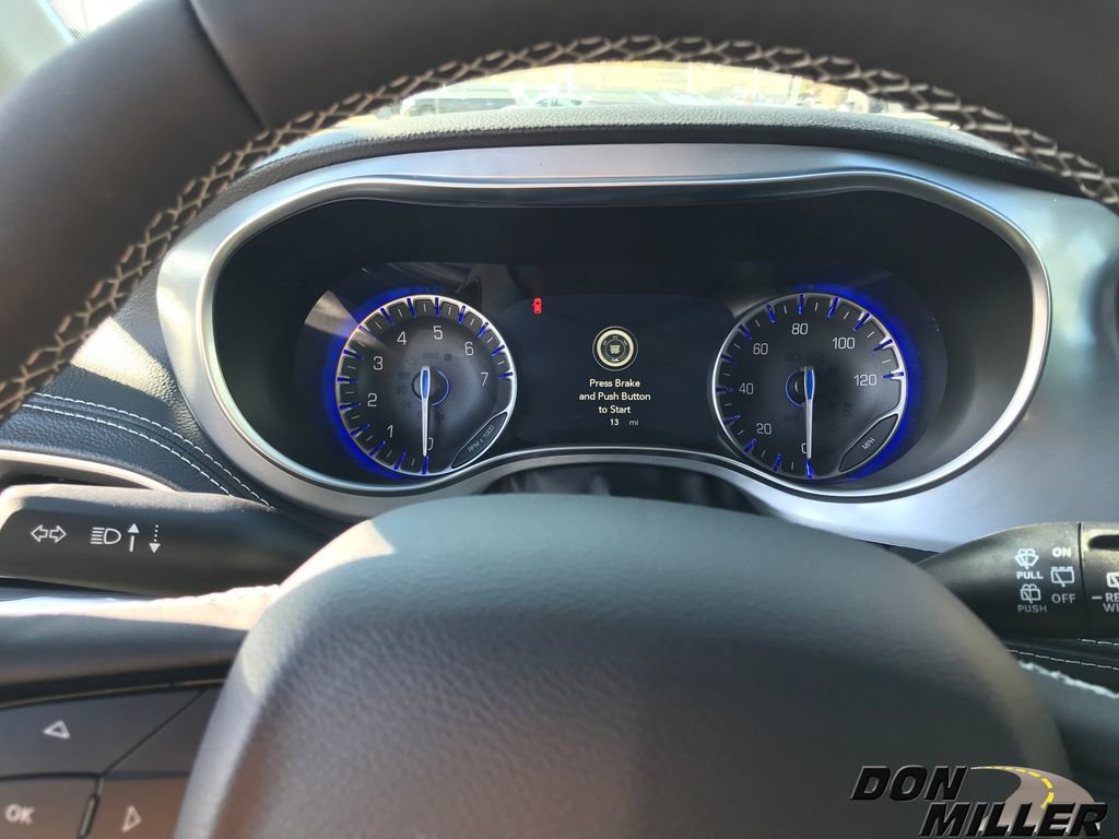 New 2026 Chrysler Pacifica Limited w/ S Appearance Package image 17