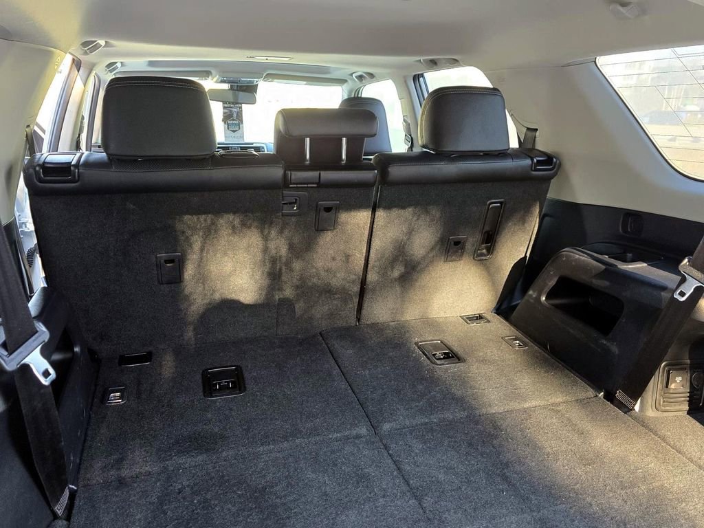 Used 2024 Toyota 4Runner Limited image 31