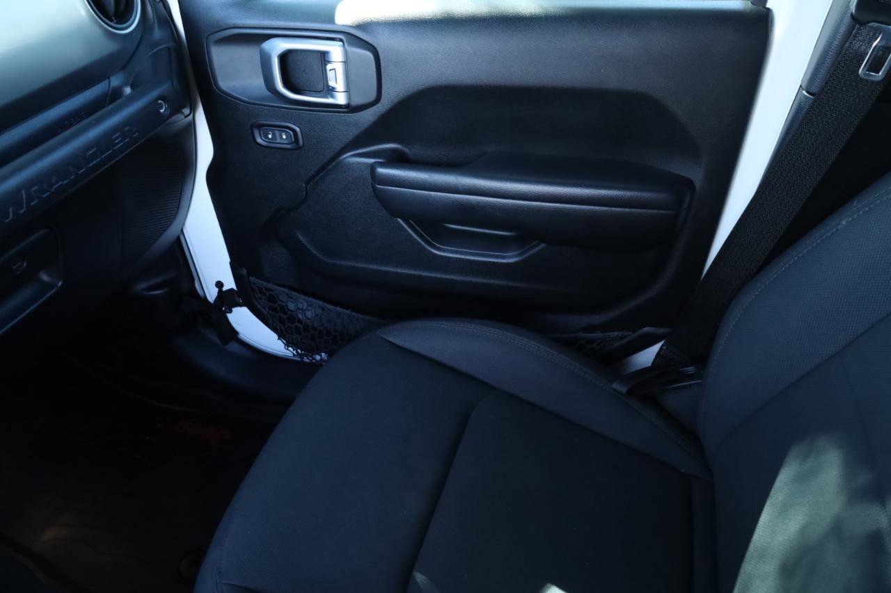 Used 2018 Jeep Wrangler Unlimited Sport S image 15