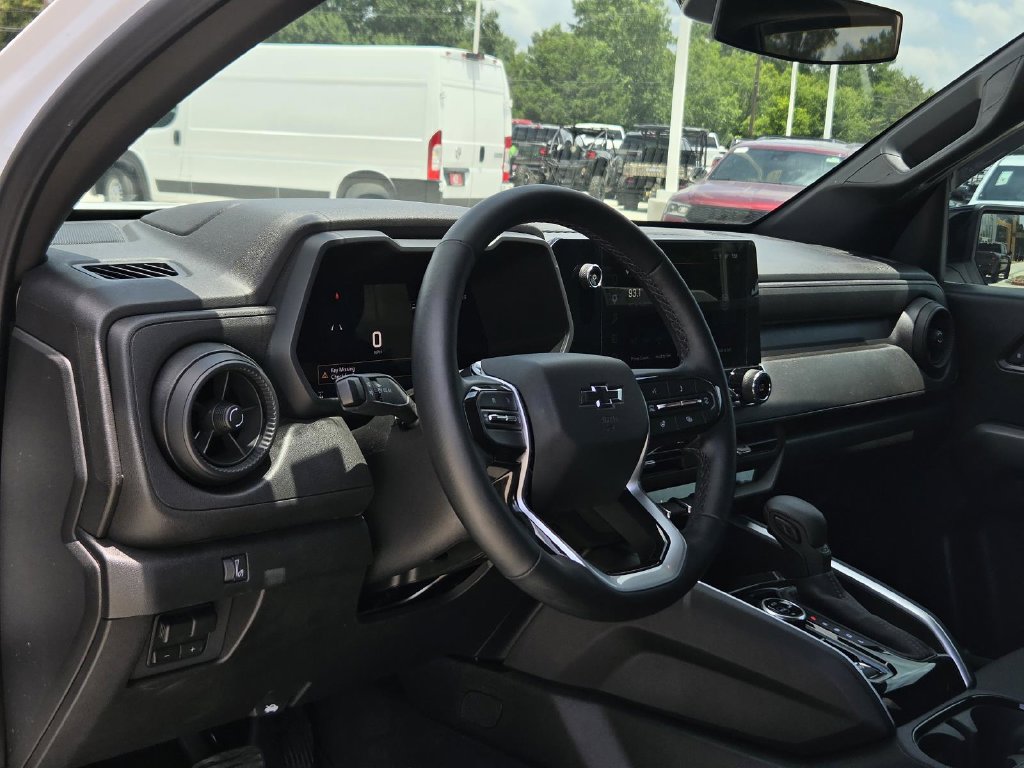 Used 2026 Chevrolet Colorado Trail Boss AWD/4WD image 15