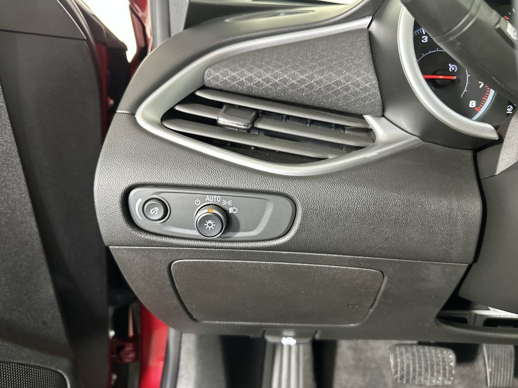 Used 2023 Chevrolet Malibu RS image 20