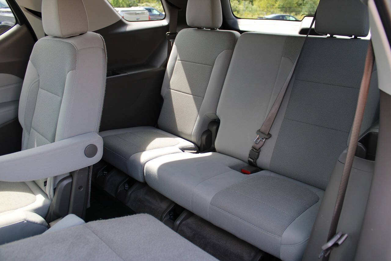 Used 2021 Chevrolet Traverse LT AWD/4WD image 32