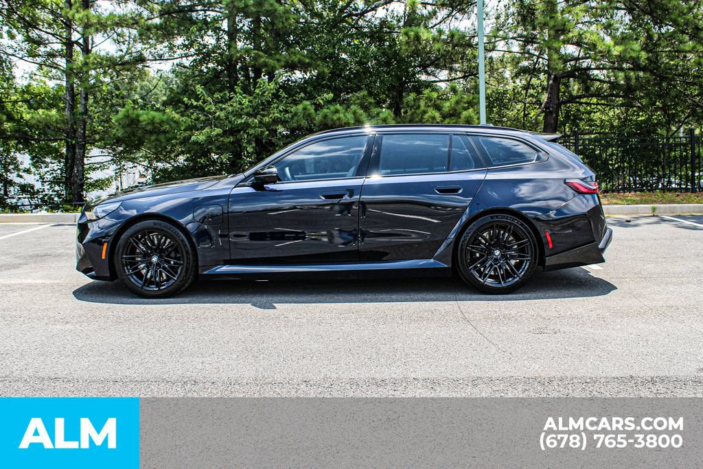 Used 2026 BMW M5 Touring AWD/4WD image 7