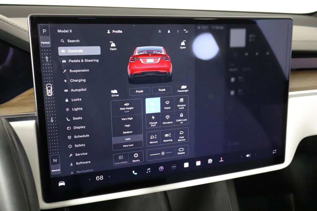 Used 2023 Tesla Model X image 27