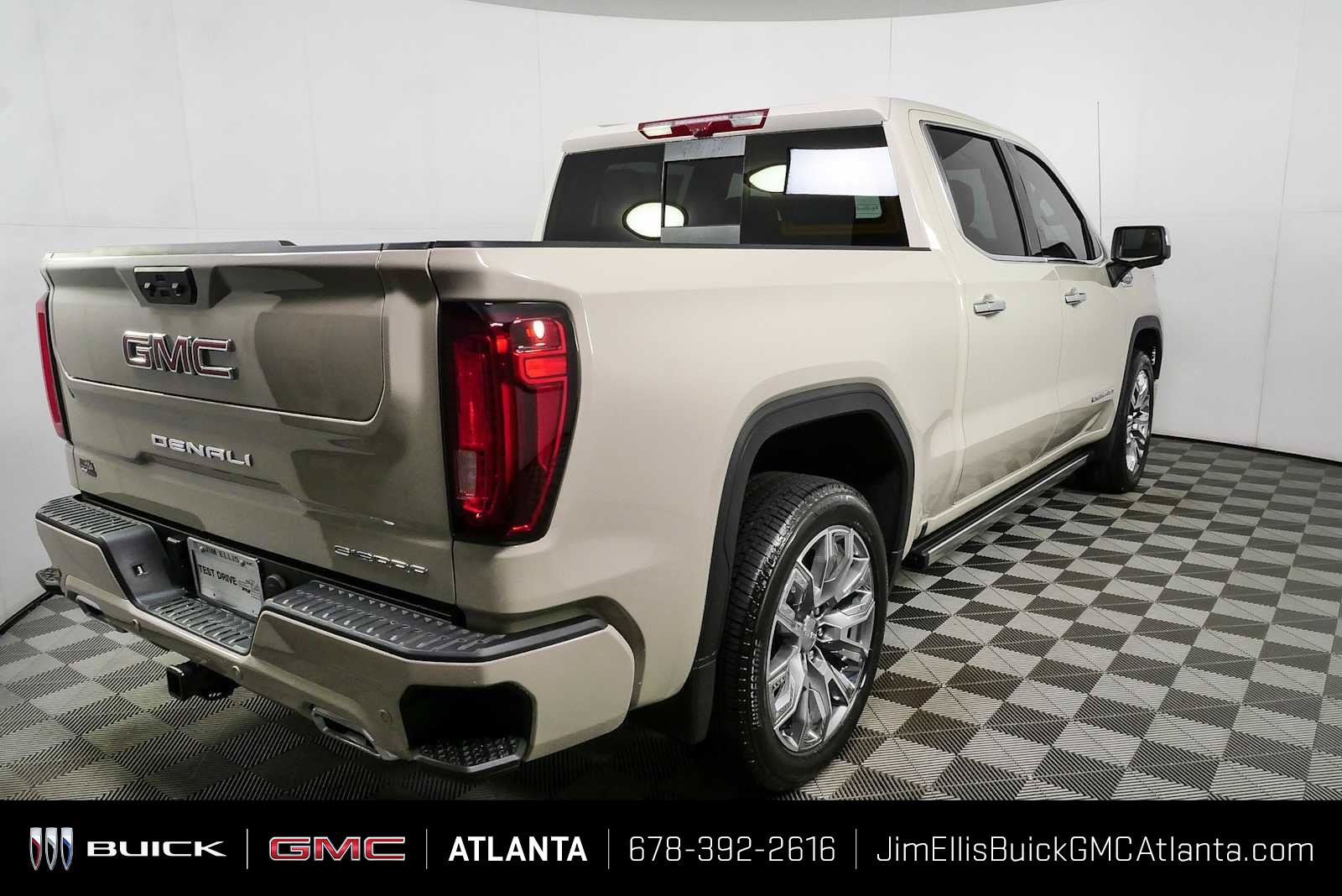 New 2026 GMC Sierra 1500 Denali AWD/4WD image 3