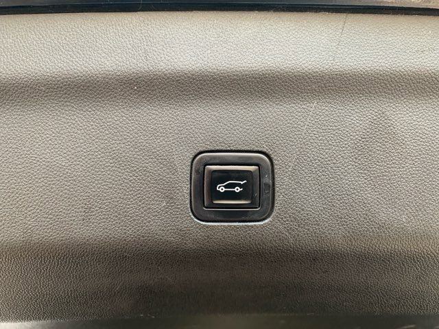 Used 2022 GMC Yukon Denali w/ Max Trailering Package image 21