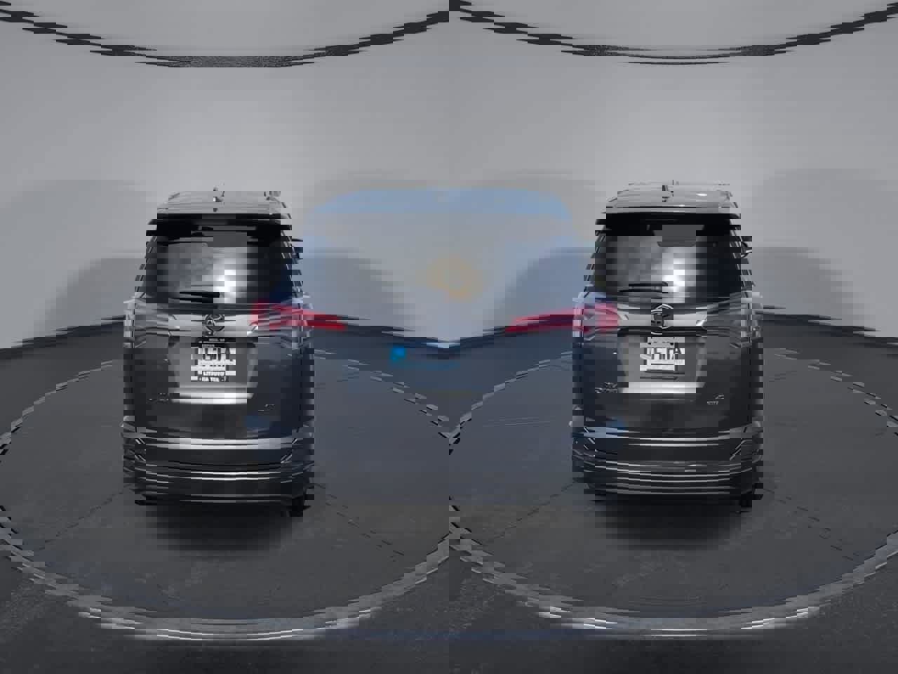 Used 2018 Toyota RAV4 LE w/ All Weather Liner Package AWD/4WD image 7