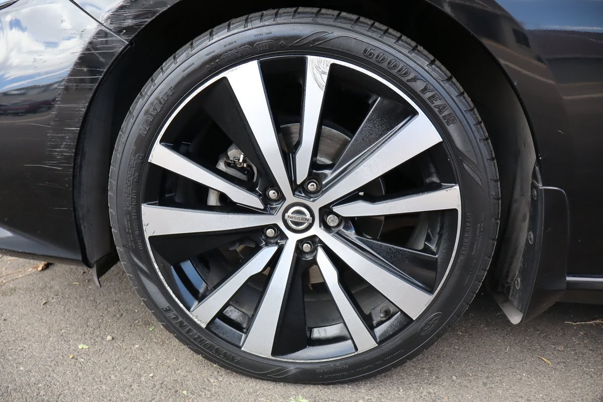 Used 2020 Nissan Altima 2.5 SR w/ Premium Package FWD image 42