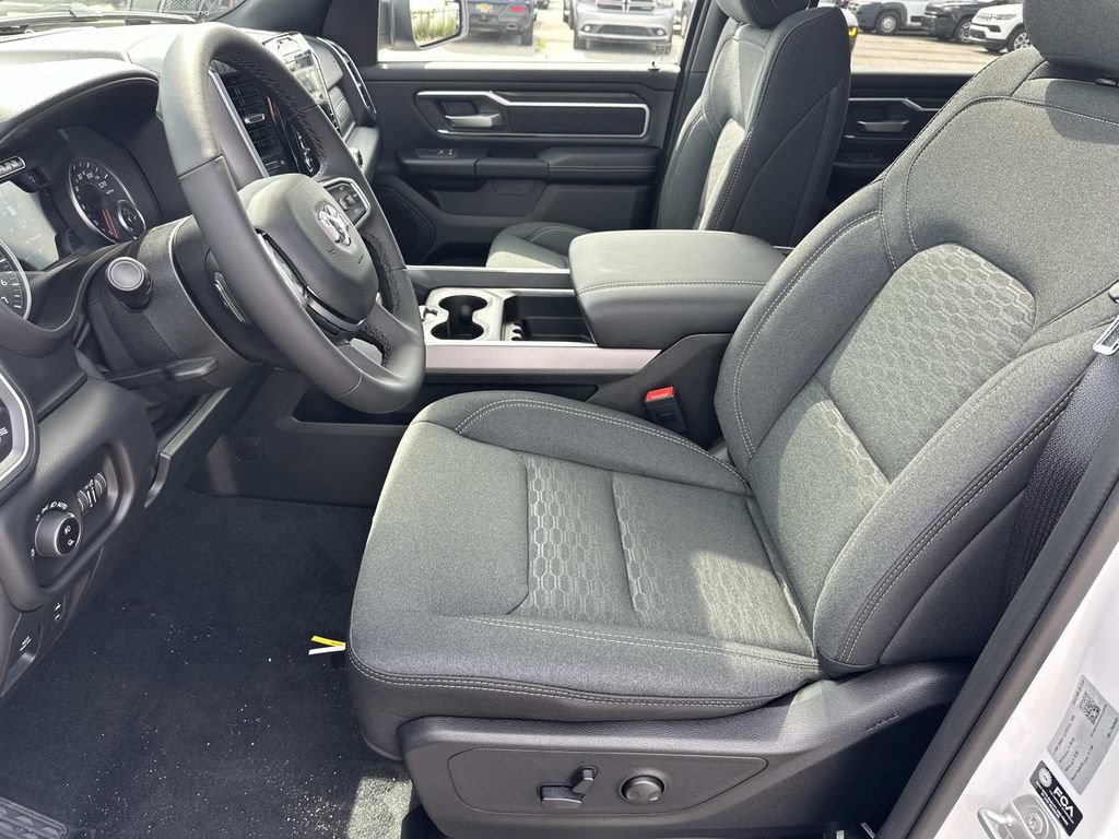 New 2026 RAM 1500 Big Horn AWD/4WD image 14