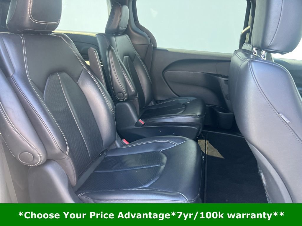 Certified 2022 Chrysler Pacifica Touring-L w/ S Appearance Package image 20