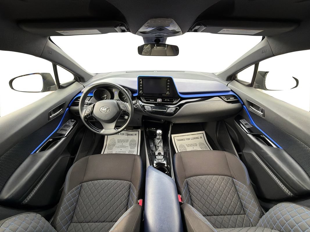 Used 2020 Toyota C-HR XLE FWD image 21