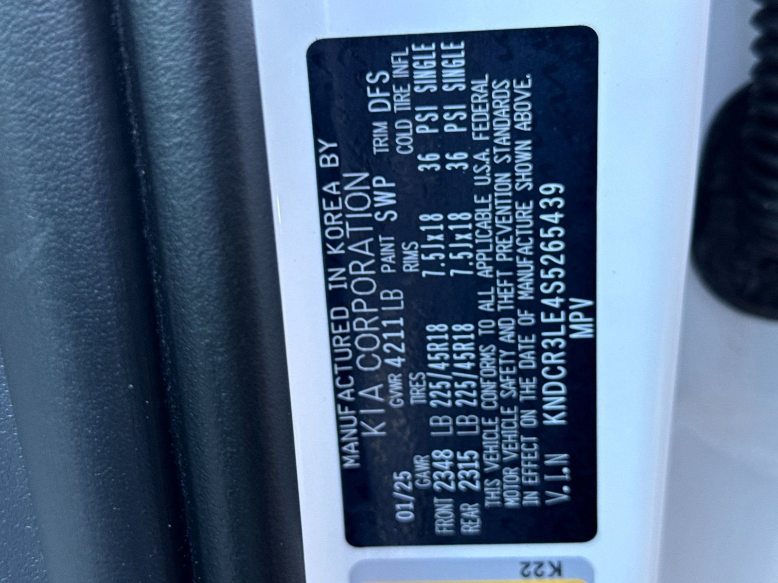 Used 2025 Kia Niro EX Touring image 29