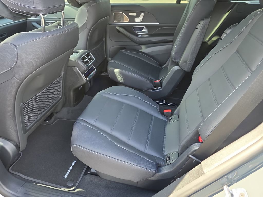 New 2026 Mercedes-Benz GLS 450 4MATIC image 9