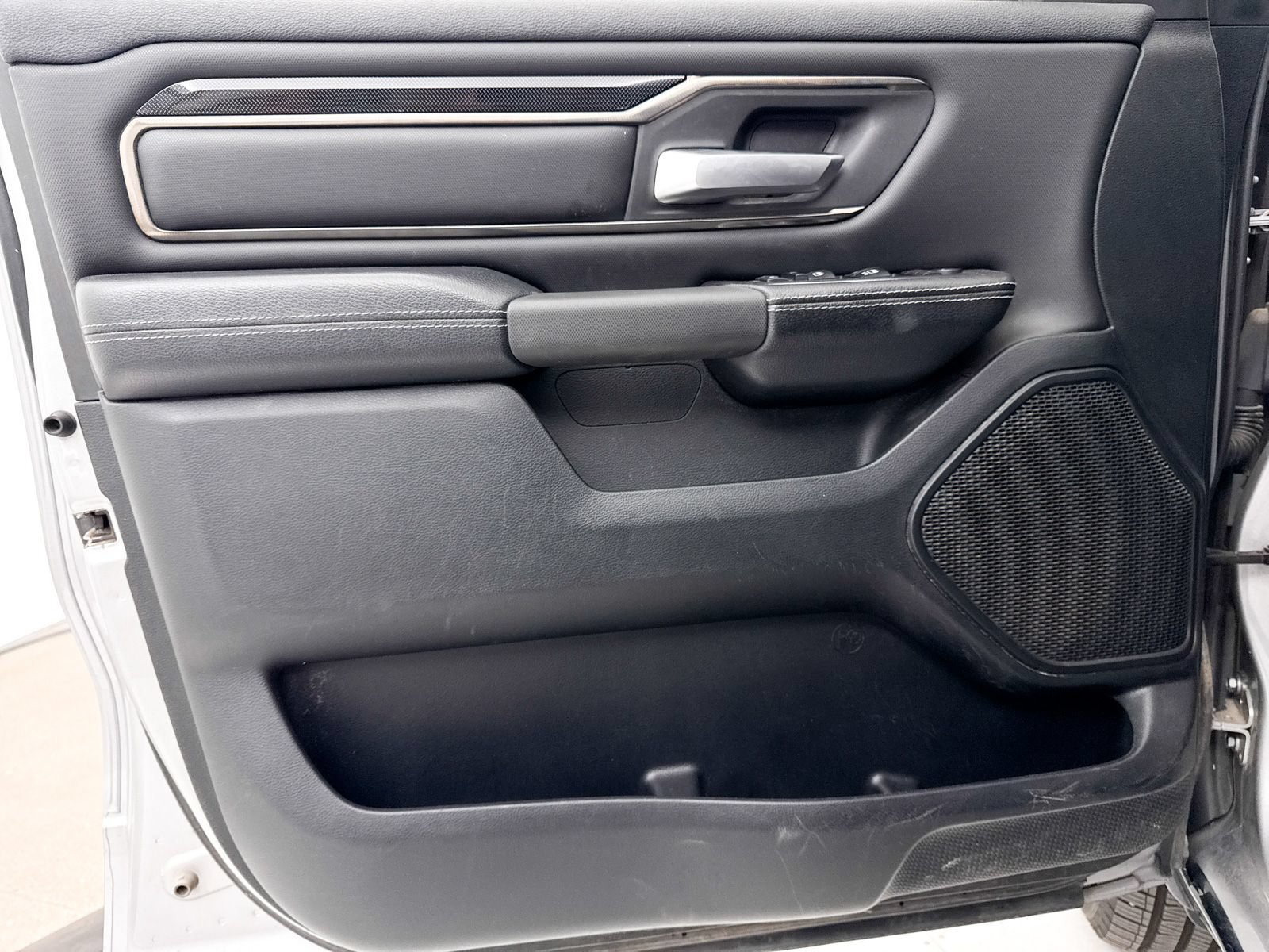 Used 2020 RAM 1500 Rebel AWD/4WD image 24
