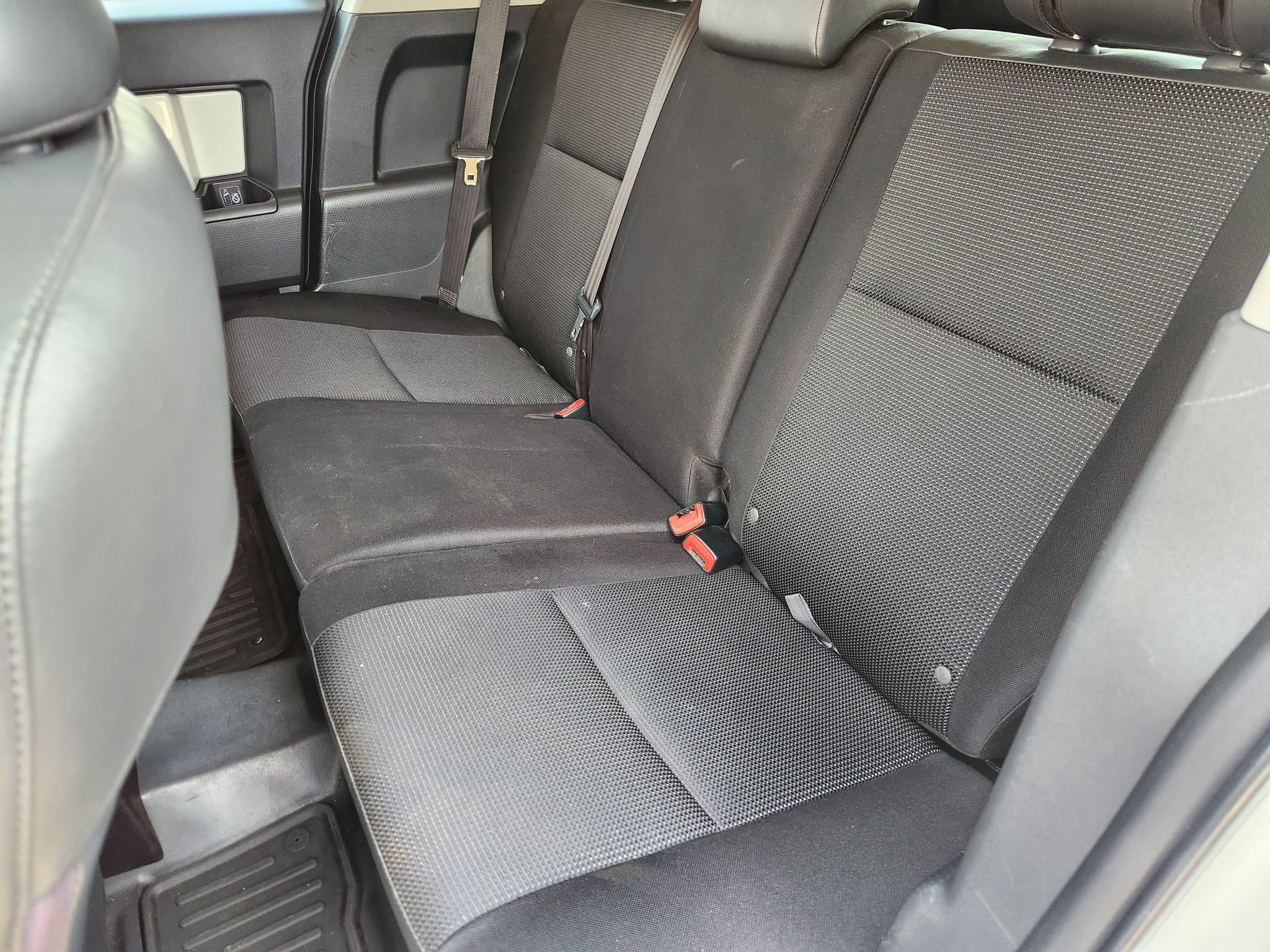 Used 2012 Toyota FJ Cruiser 4WD w/ Upgrade Pkg image 29