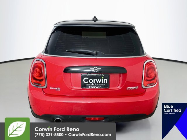 Used 2019 MINI Cooper 2-Door Hardtop FWD image 9