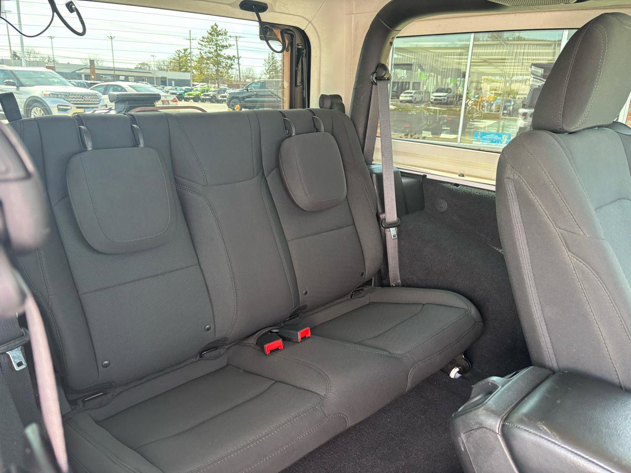 Used 2022 Jeep Wrangler Sport image 13