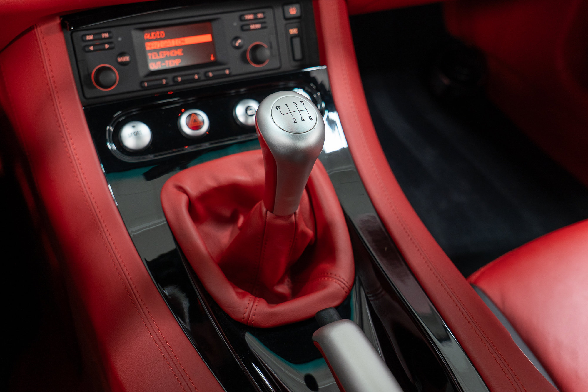 Used 2002 BMW Z8 RWD image 23