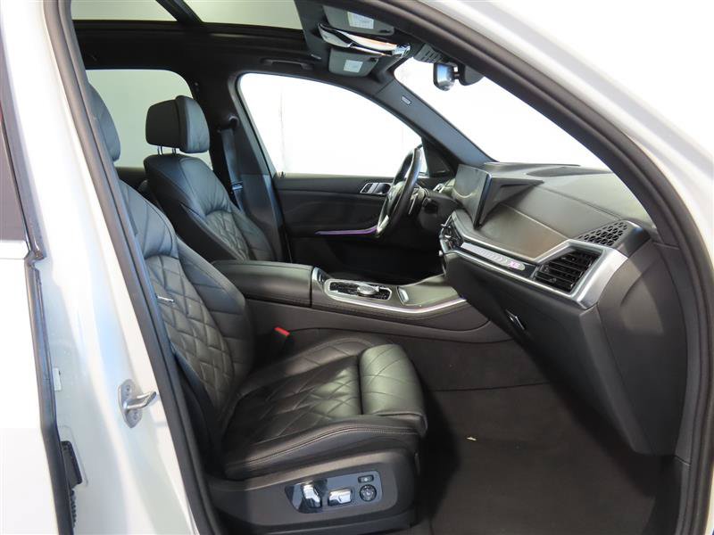 Used 2024 BMW X5 sDrive40i w/ Premium Package RWD image 27