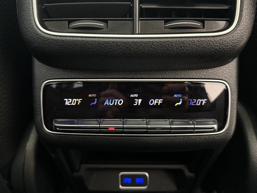 Used 2026 Mercedes-Benz GLS 450 4MATIC image 35