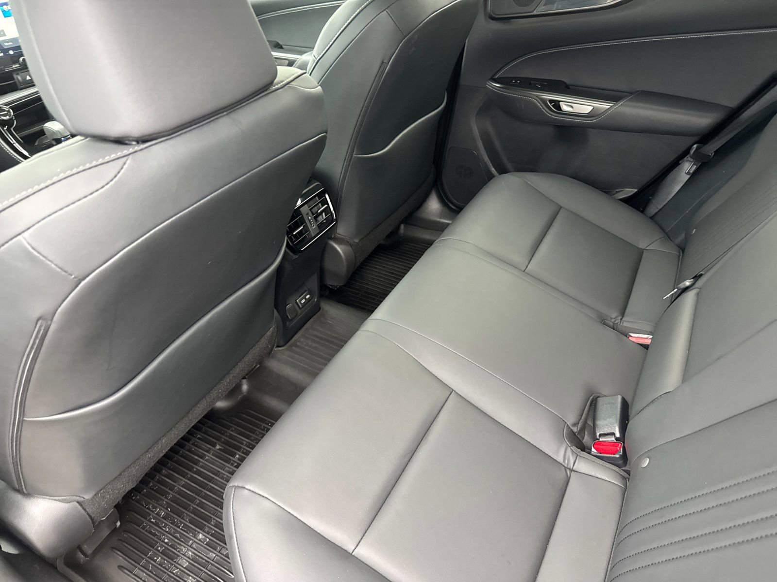 Used 2025 Lexus NX 250 AWD w/ Accessory Package (2T) image 12