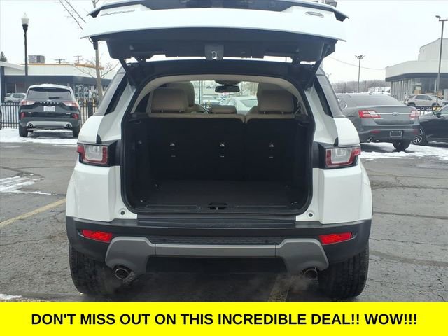 Used 2018 Land Rover Range Rover Evoque SE Premium image 8