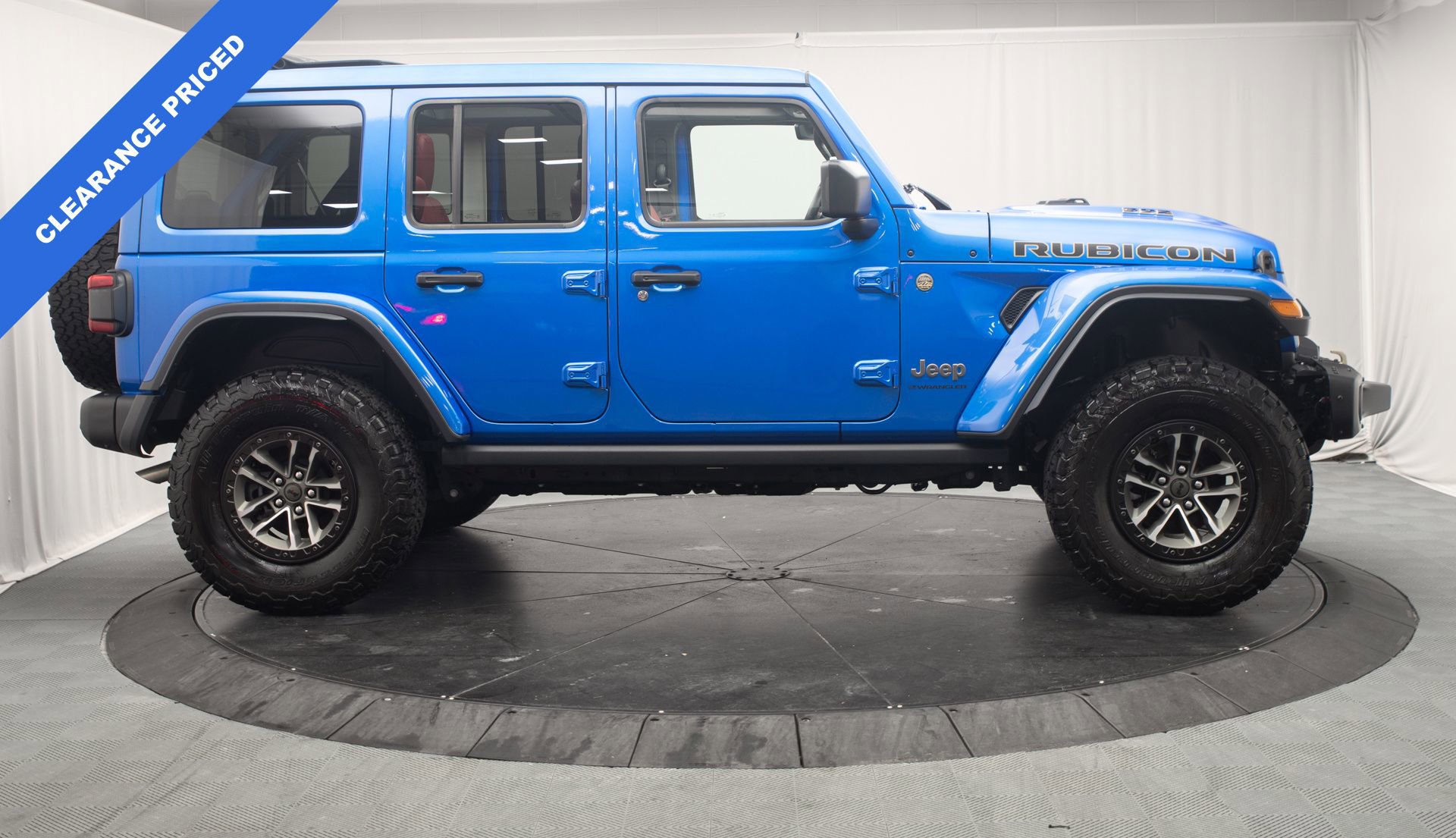 Used 2024 Jeep Wrangler Unlimited Rubicon 392 AWD/4WD image 2