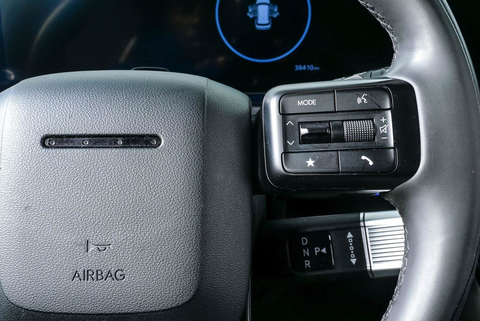Used 2025 Hyundai Santa Fe Calligraphy FWD image 12