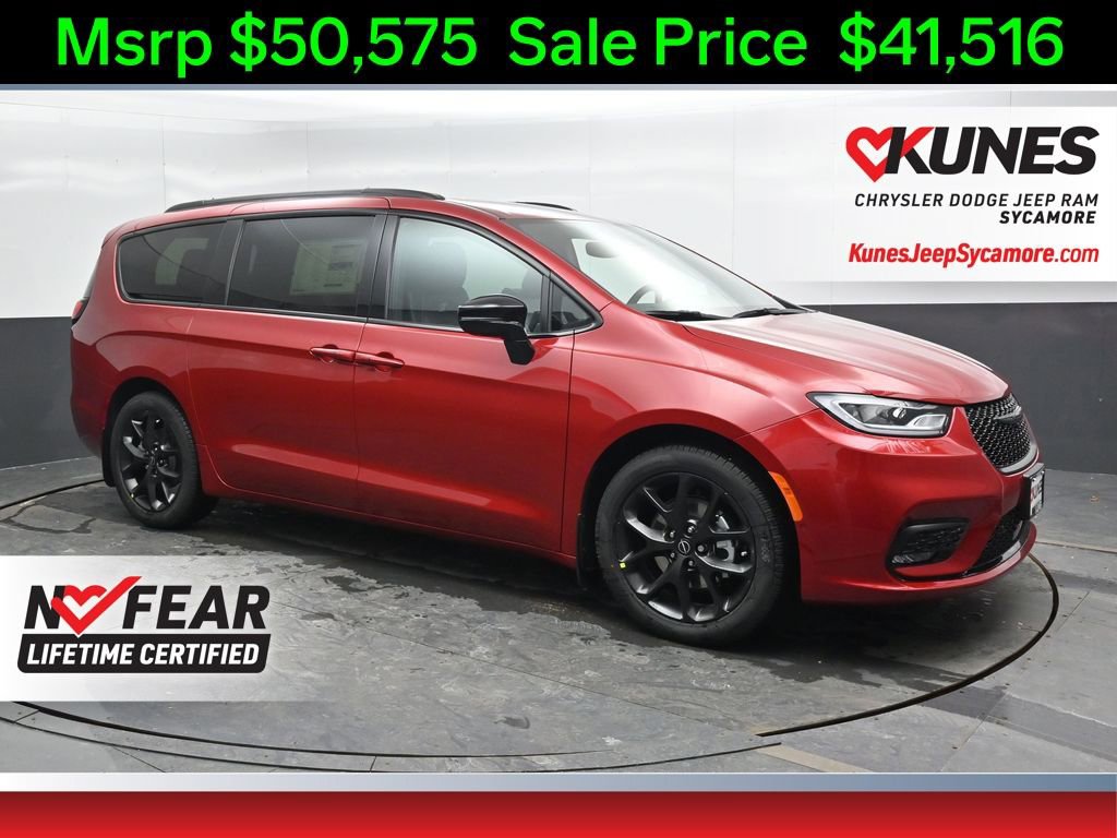 New 2026 Chrysler Pacifica Select w/ S Appearance Package