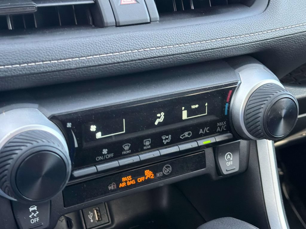 Certified 2025 Toyota RAV4 LE FWD image 16