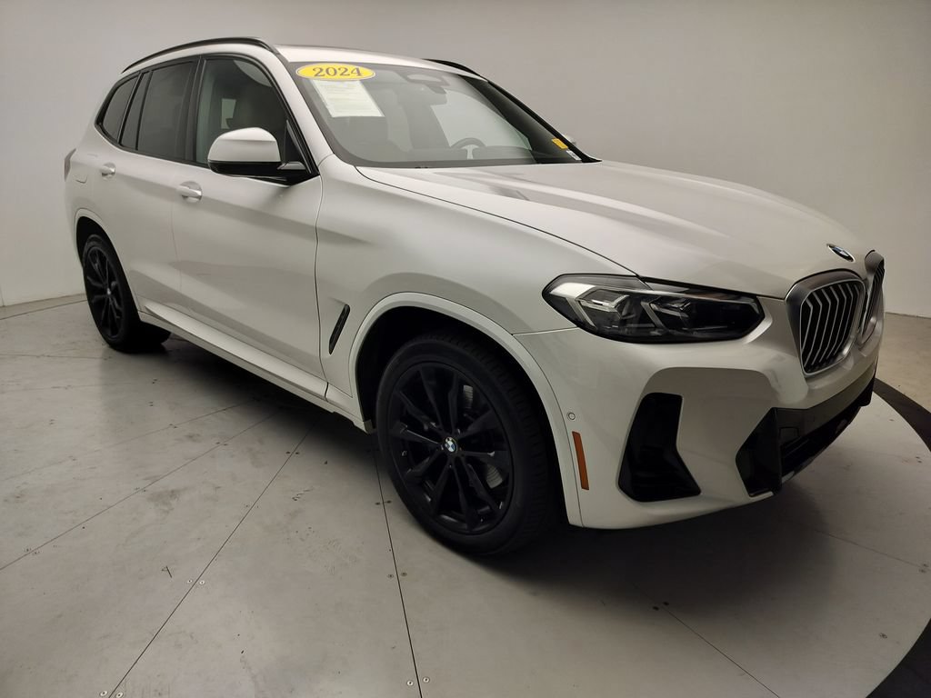 Certified 2024 BMW X3 xDrive30i w/ Premium Package AWD/4WD image 2
