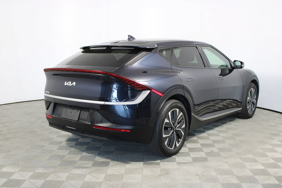 Used 2024 Kia EV6 Light RWD image 6