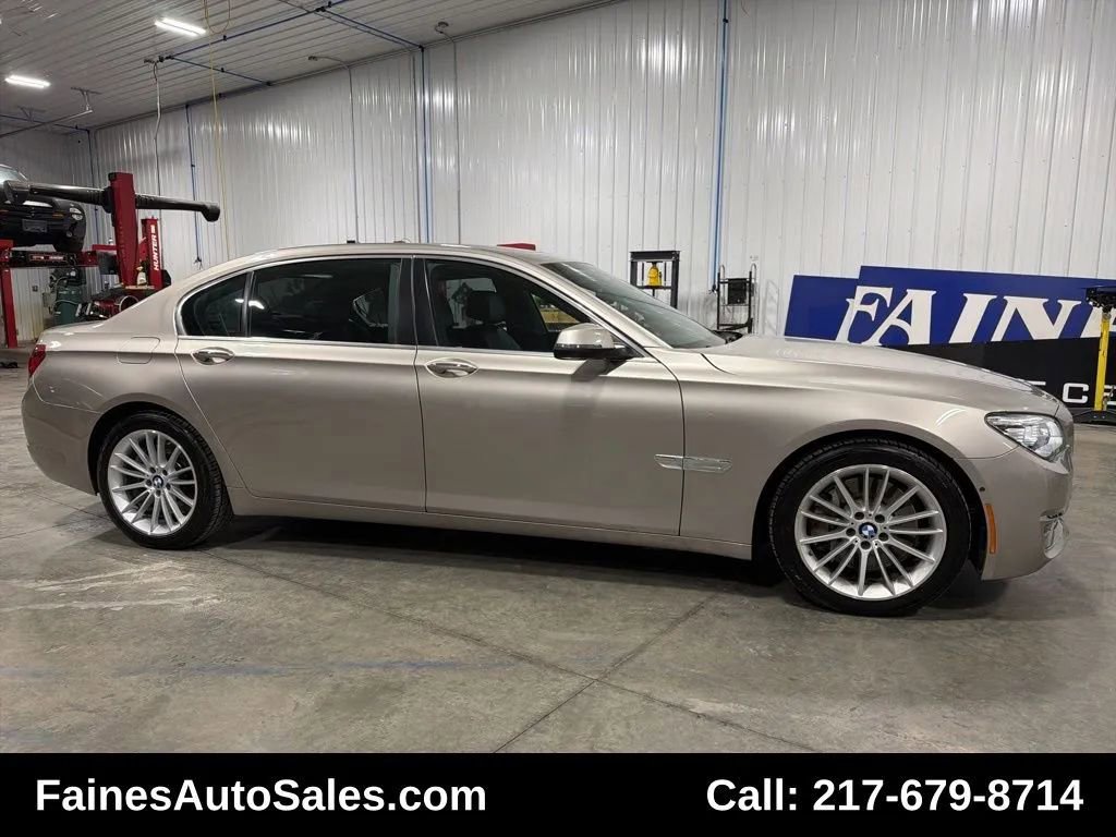 Used 2015 BMW 750Li xDrive 750Li xDrive Sedan 4D image 26