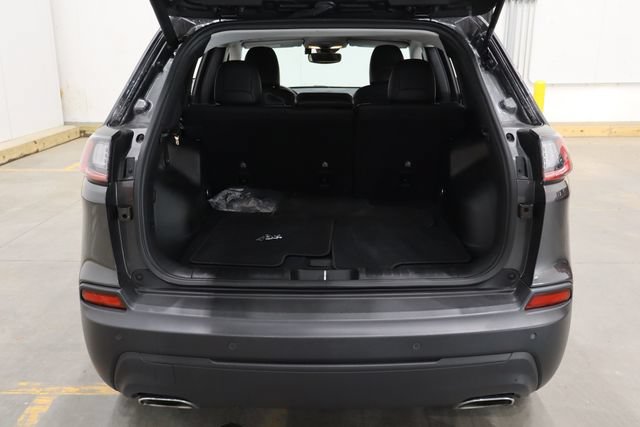 Used 2021 Jeep Cherokee Latitude Lux w/ Comfort/Convenience Group AWD/4WD image 13