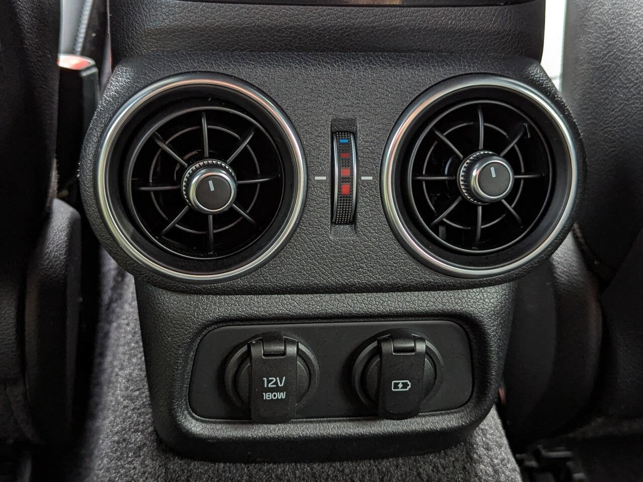Used 2023 Kia Stinger GT-Line AWD/4WD image 25