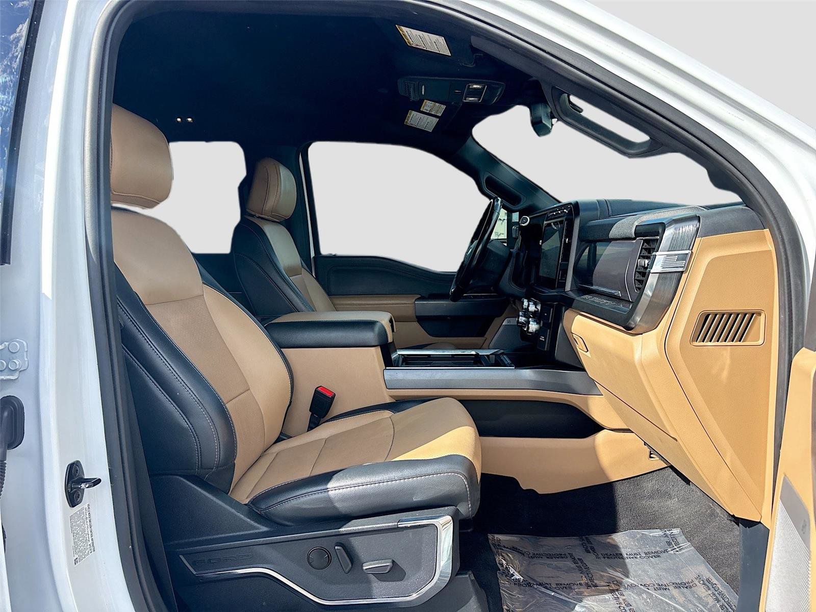 Used 2023 Ford F250 Lariat w/ Chrome Package image 33